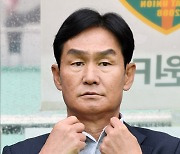 [포토]FC서울과의 경기 앞둔 강원FC 최용수 감독