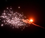 러시아, 키이우 건립기념일에 5시간 야간 공습 퍼부었다
