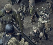우크라군 총사령관 “우리 것 되찾을 시간”