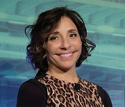 [글로벌 리더] 머스크가 찍은 트위터 새 CEO 린다 야카리노 | ‘부드러운 카리스마’ 광고계 협상 전략가 “트위터 2.0 만들자”