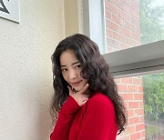 '이도현♥'임지연, 연애 후 ‘박연진’ 이미지 안보여…러블리 매력 자랑