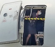 Asiana Airlines suspends sale of emergency exit seats