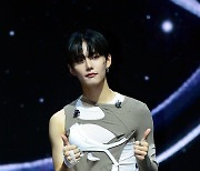 CIX 승훈, 양손 엄지척 [포토]