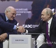 러 핵무기 받는 벨라루스 대통령 "우리와 함께 하면 핵 줄 것"
