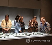 김건희 여사, 태평양도서국 정상 배우자들과 국립중앙박물관 관람
