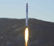 ‘백두산 엔진’ 쓰는 북한 로켓…“누리호 추력 절반 수준, 연료 성능도 열악”