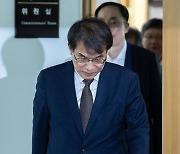 '자녀 채용 특혜' 선관위 빗장 푼다... 권익위 전수조사, 연루자 수사의뢰 검토