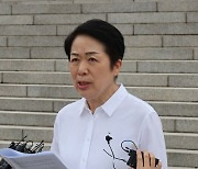 '간호법 재추진을 위한 성명서' 발표하는 김영경 대한간호협회 회장