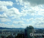 [날씨] 흐리다 차차 맑아져…서울 낮 28도