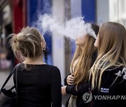 BRITAIN VAPING