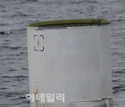 軍 "北 우주발사체 일부 인양"…발사체·위성 기술력 분석 예정