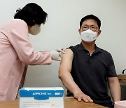 SK바사 안재용 사장, '스카이코비원' 백신 추가접종