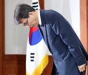 선관위, '자녀 채용 의혹' 수사 의뢰..노태악 "사퇴 계획 없다"(종합)