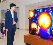 삼성, 중국서 89형 마이크로 LED 출시…프리미엄 시장 확대
