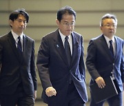 일본, 북한 발사체에 국가안전보장회의 소집