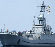 러시아 국방부 "우크라 마지막 전함, 오데사항 정박 중 파괴"