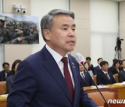 이종섭 국방장관, '북한 발사체' 업무보고