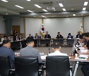 박범인 금산군수 “전 직원 세계화 마인드 강화” 당부