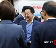 '5인회' 김기현 "일고의 가치 없다"…당내 '윤핵관' 프레임 우려