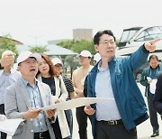 정명근 화성시장, '제13회 화성 뱃놀이 축제' 개막 앞두고 '현장 로드킹' 나서