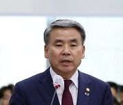 이종섭, 샹그릴라대화 한미일회담서 ‘북 미사일 경보정보 공유’ 논의