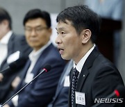 '취임 1년' 이복현 금감원장 "금융시스템·민생 안정에 최선"