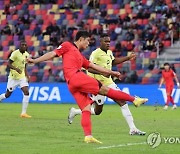 'U-20 맞아?' 환상 트래핑→발리, 접어놓고 슛… 정상급 기술 [스한 스틸컷]