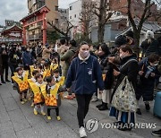 한국에 이어 일본도 '출생아 사상 최저'…'출산율 1.26명'