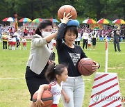 북한, '국제아동절' 맞아 친선연환모임 진행