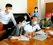 북한 "문학예술 창작가들, 열백밤 패서라도 명작 내놓아야"
