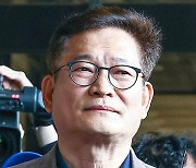 '돈봉투 의혹' 송영길 "귀국 한달 넘었다"…檢에 소환조사 촉구