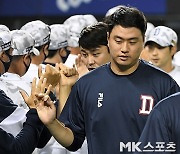 결단 내린 국민타자 “정철원 대안은 이영하뿐…올 시즌 선발 아닌 불펜 활용할 것” [MK현장]