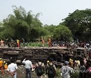 INDIA TRAIN ACCIDENT