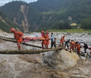 중국 쓰촨성 산사태···최소 14명 사망
