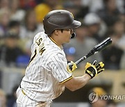 '3출루+호수비' 만점 활약 김하성, 샌디에이고 6-0 대승 견인
