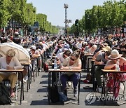FRANCE DICTATION WORLD RECORD