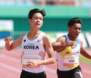 [U20 육상] 김정현, 개인최고기록으로 男 400m 허들 예선 통과