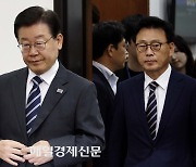 [포토] 이재명 대표, 최고위 참석