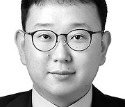 [충무로에서] '풍우동주' 올라탄 PEF업계