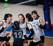 “어떻게 하면 한국을 다시 이길 수 있을지…” 철저히 준비한 태국, 세자르호 4연속 셧아웃 패→VNL 16연패