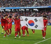 ‘원팀’의 질주… 한국축구, 2연속 ‘4강 신화’ [韓, U-20 월드컵 4강 진출]