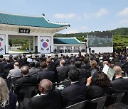 [fn사설] 한미일 삼각 공조로 대북 억지력 강화해야