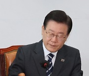 이상민 의원 "이래경 사태, 이재명 리더십 한계...빨리 대표직 사퇴해야"