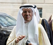 사우디 "하루 100만배럴 감산" 발표에...속 타는 국내 정유업계