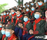 북한, '조선소년단' 창립 기념일에도 '체육 중시'