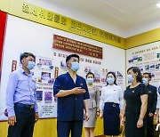 김정은 현지지도 10년 기념한 북한 평양기초식품공장