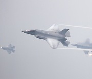 2023 연합·합동 화력 격멸훈련 나선 F-35 전투기