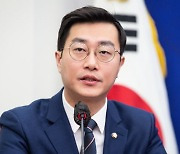 "초선 장경태, 특권의식은 5선급" 비판 나온 까닭