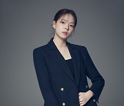 배우 조유정, ‘한층 성숙해진 매력+단아한 미모’ 새 프로필[화보]