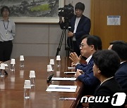 선관위, 내일 감사원 감사 '부분 수용' 논의…전원사퇴도 고려할까